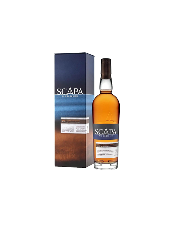 Butelka i pudełko szkockiej whisky single malt Scapa The Orcadian w niebiesko-brązowym opakowaniu.