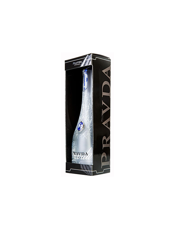 Wódka Pravda 0,7L w kartonie