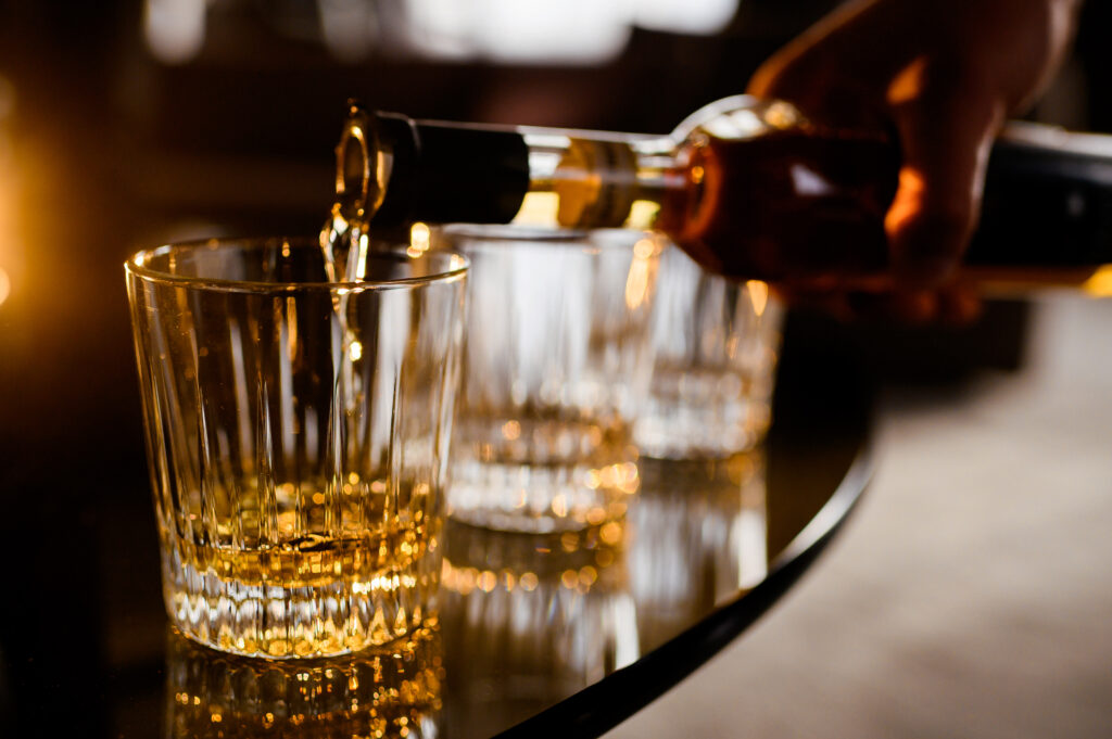 Czy otwarty alkohol się psuje?